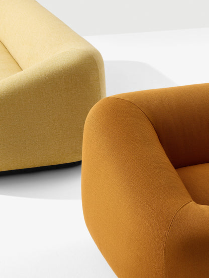 Aom - Design by Jean-Marie Massaud